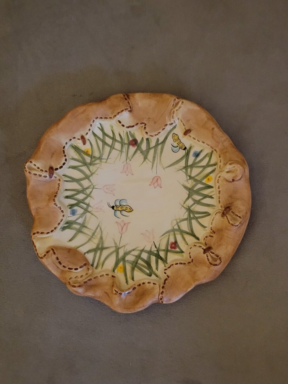 Coyne's and Company Ceramic Saucer, Bee Floral Theme, Round, 7"